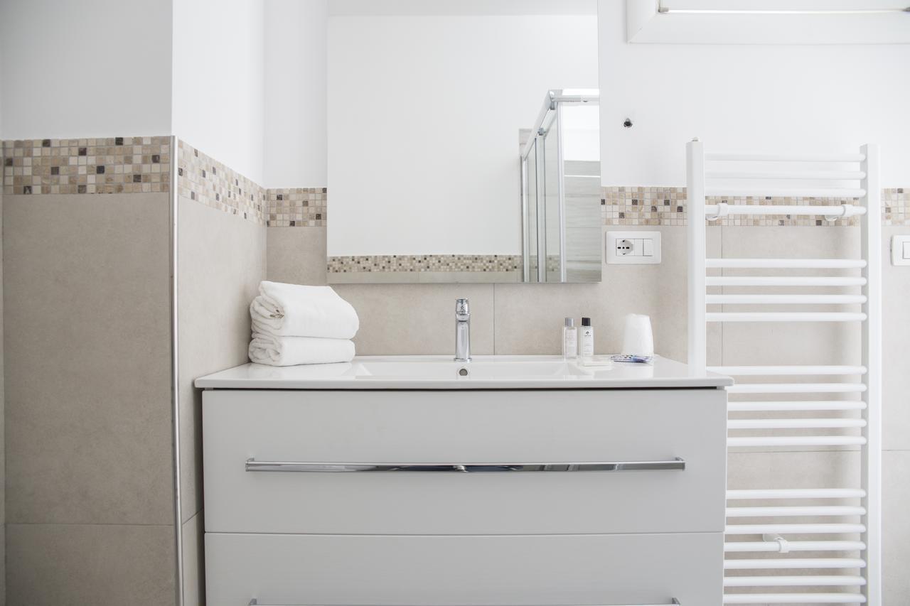 Rooms A Due Passi Dal Mare Porto Recanati Exterior photo